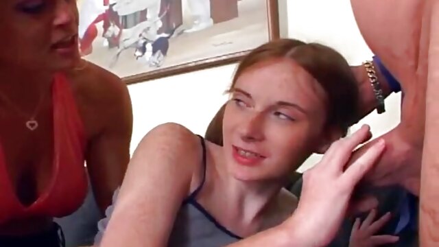 lustful วิดีโอ โป้ เลสเบี้ยน Alyssa Reece ได้ เธอ เปียก จิ๋ม กิน